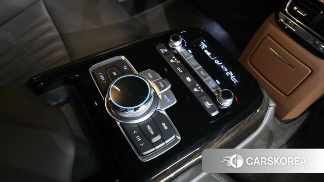 Genesis G90 id 4267932 из Кореи 10