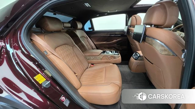 Genesis G90 id 3899543 из Кореи 10