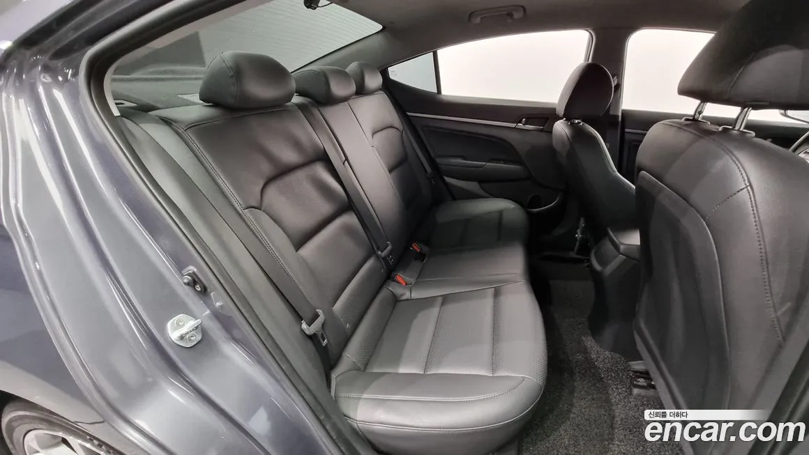 Hyundai Avante AD id 2028615 из Кореи 10