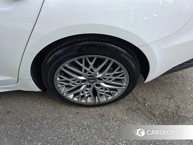 Genesis The New G70 id 3640528 из Кореи 10