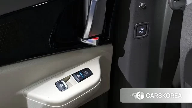 Kia The New Carnival 4th Generation id 3415629 из Кореи 10