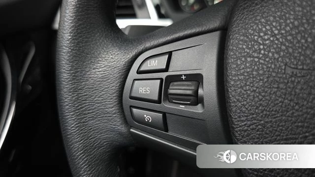 BMW 3 Series (F30) id 3879940 из Кореи 10