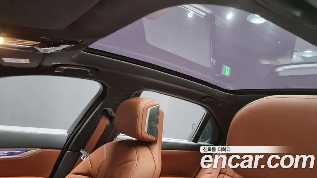 BMW 7 Series (G70) id 2711190 из Кореи 10