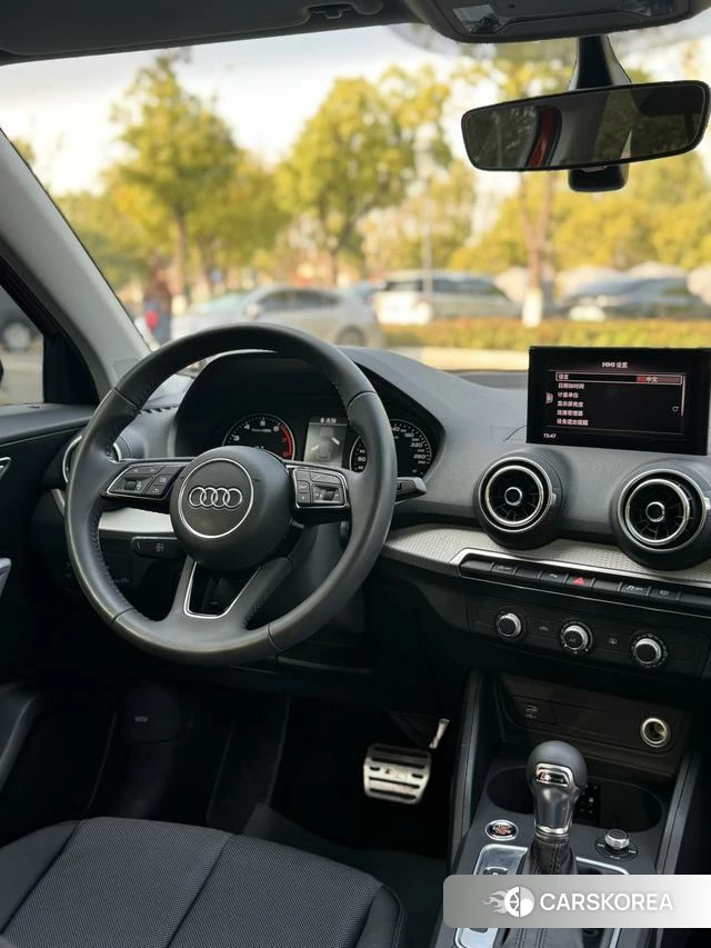 Audi Q2L id 4209678 из Китая 10
