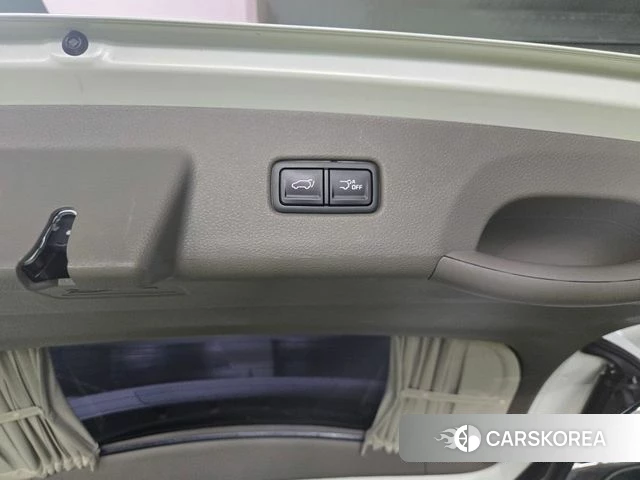 Kia Carnival 4th generation id 4428085 из Кореи 10
