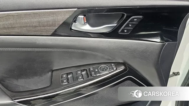 Kia K7 Premier Hybrid id 3283130 из Кореи 10
