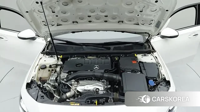 Mercedes-Benz A-Class W177 id 3462998 из Кореи 10