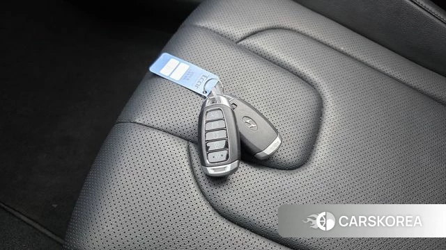 Hyundai Avante (CN7) id 3953922 из Кореи 10