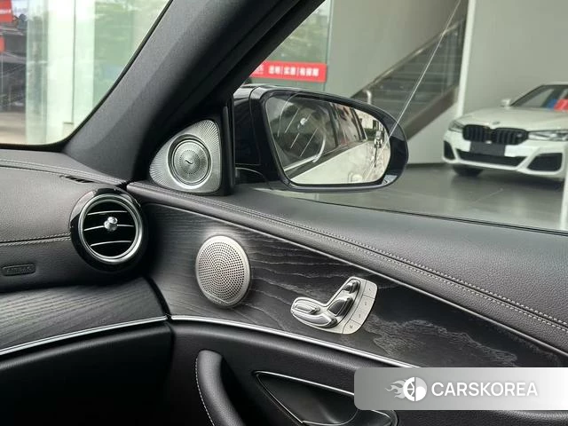Mercedes-Benz E-class (imported) id 4220604 из Китая 10