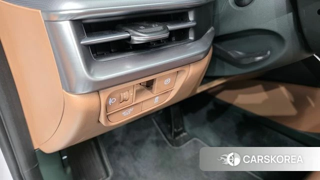 Hyundai Grandeur (GN7) id 4612481 из Кореи 10