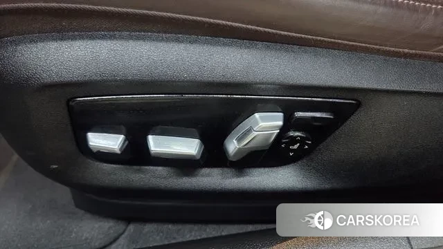 BMW 5 Series (G30) id 3499222 из Кореи 10