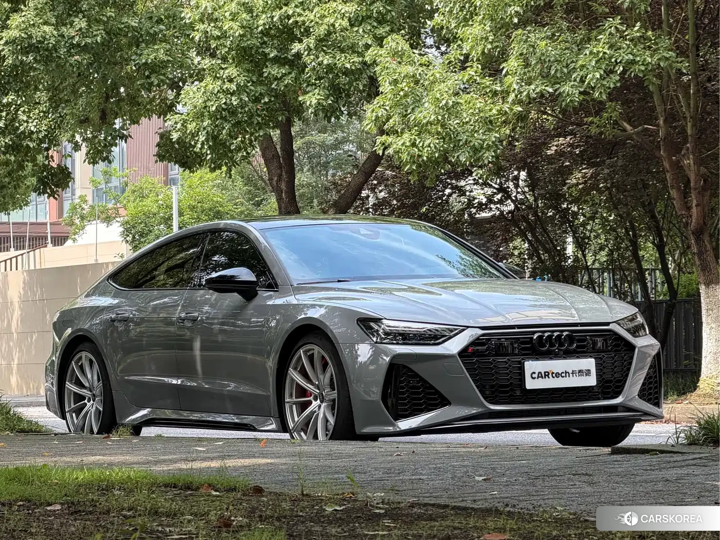 Audi RS 7 id 4599639 из Китая 10
