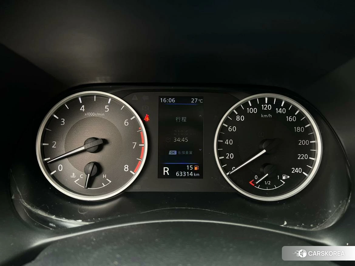 Nissan Sylphy id 4514973 из Китая 10