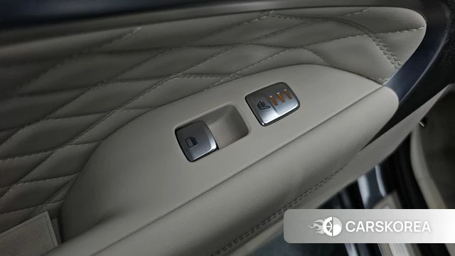 Genesis G70 id 3795847 из Кореи 10