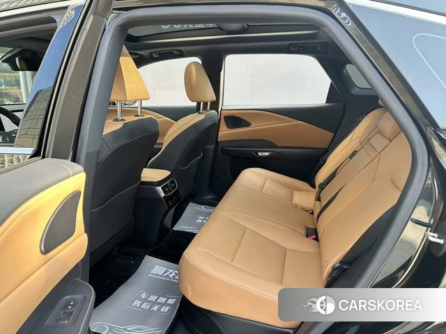 Lexus RX id 4368404 из Китая 10