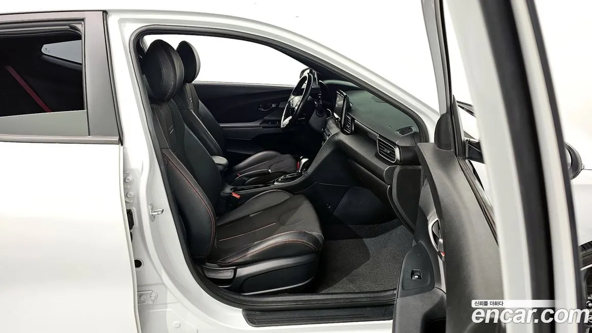 Hyundai Veloster (JS) id 1870591 из Кореи 10