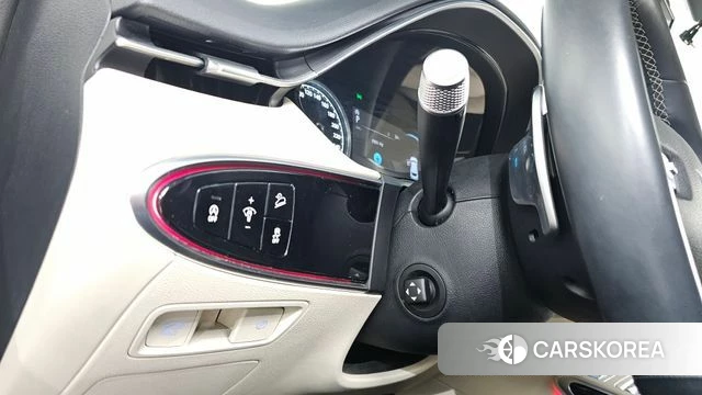 Genesis GV70 id 3923584 из Кореи 10