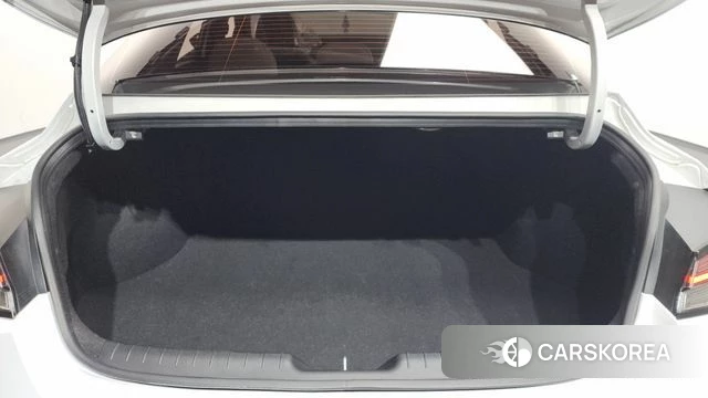 Hyundai Avante (CN7) id 3934894 из Кореи 10