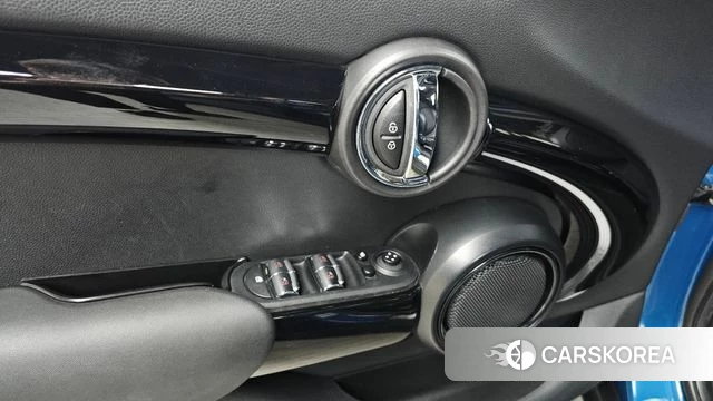 Mini Cooper id 4745881 из Кореи 10