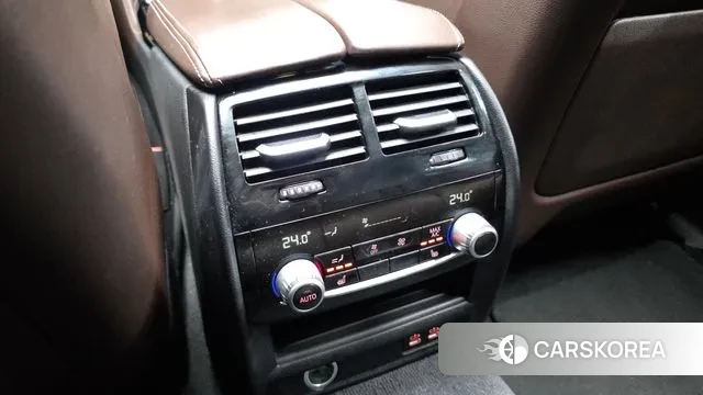 BMW 5 Series (G30) id 3572245 из Кореи 10