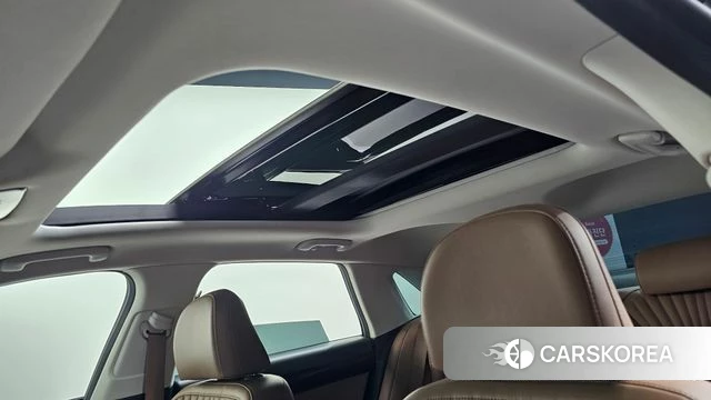 Hyundai Grandeur (GN7) id 3818301 из Кореи 10