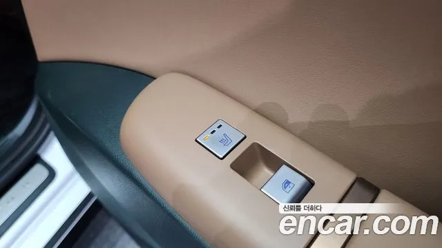 Hyundai Grandeur Hybrid (GN7) id 2910431 из Кореи 10