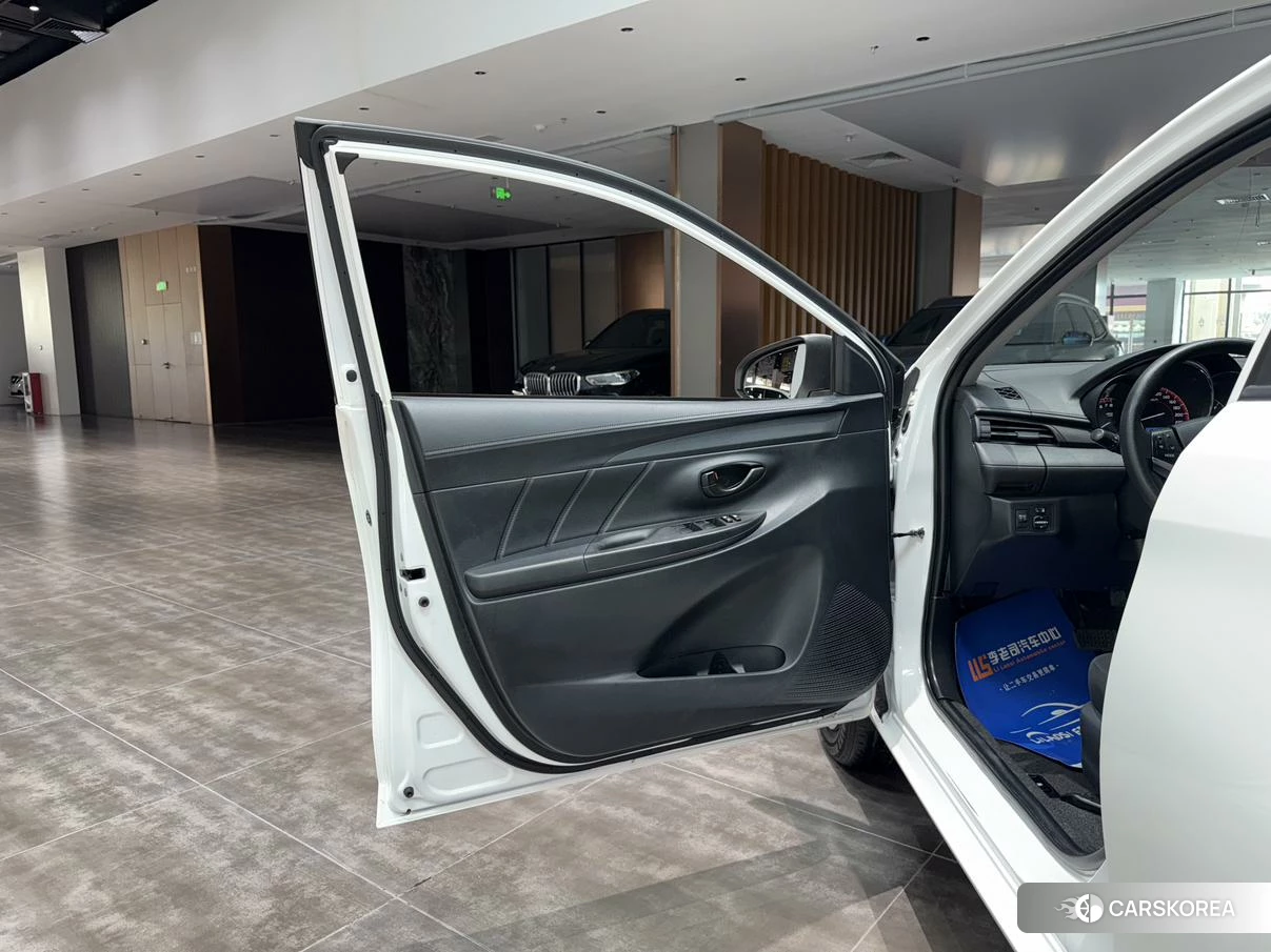 Toyota Vios id 4479588 из Китая 10