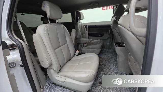 Kia The New Carnival id 4610352 из Кореи 10