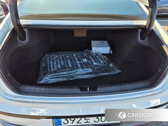 Hyundai Grandeur Hybrid (GN7) id 3543581 из Кореи 10