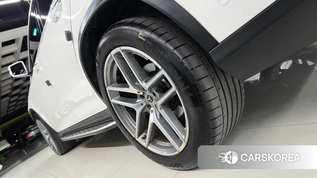 Mercedes-Benz GLE - Class W166 id 4465701 из Кореи 10