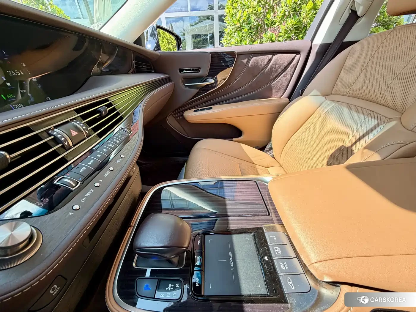 Lexus LS id 4629789 из Китая 10