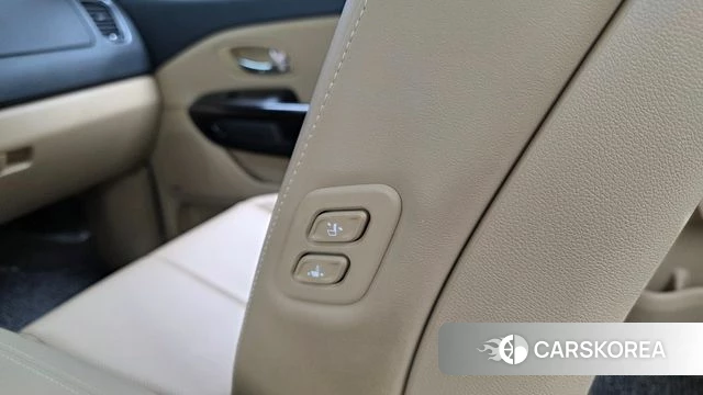 Kia The New Carnival id 4530363 из Кореи 10