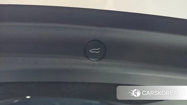 Tesla Model Y id 3734143 из Кореи 10