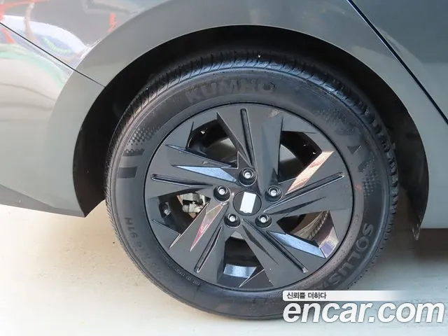 Hyundai Avante Hybrid (CN7) id 2824819 из Кореи 10