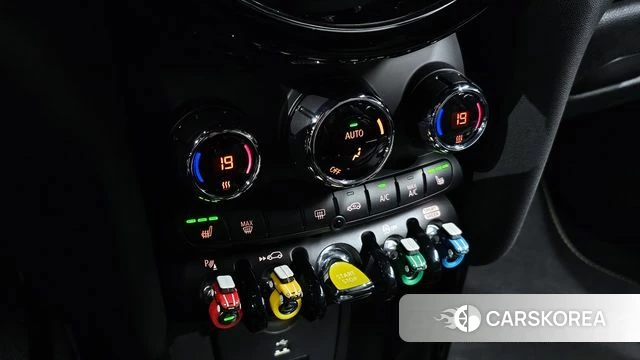 Mini Cooper Electric id 4316242 из Кореи 10