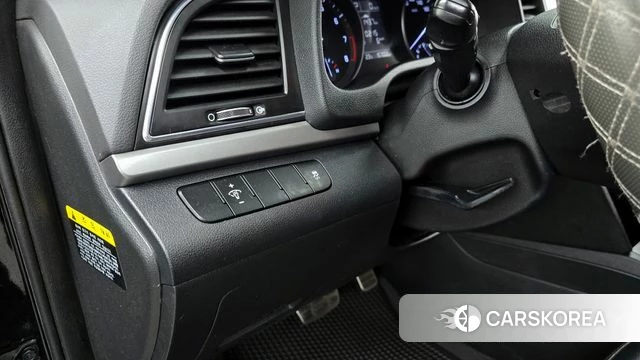 Hyundai Avante AD id 4225690 из Кореи 10