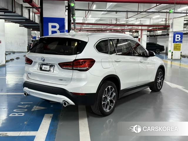 BMW X1 id 3913571 из Китая 10