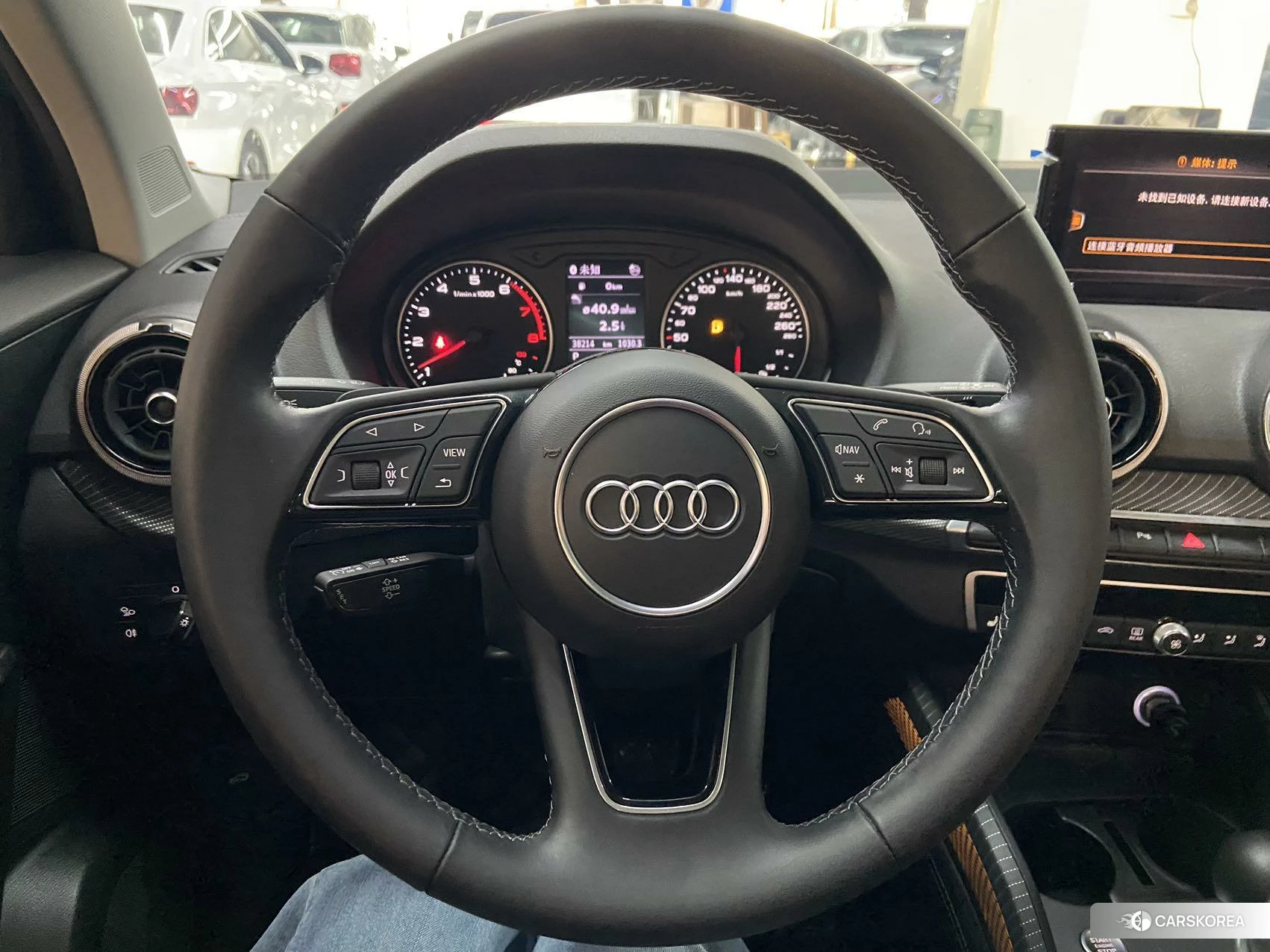 Audi Q2L id 4512839 из Китая 10