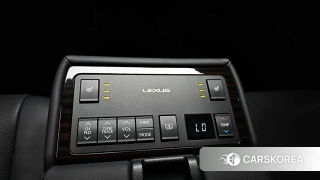 Lexus New ES300h id 4552023 из Кореи 10