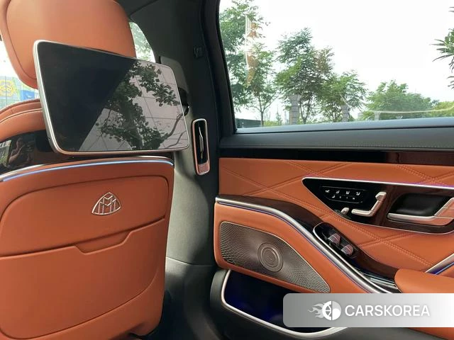 Mercedes-Benz Maybach S-class id 4392384 из Китая 10