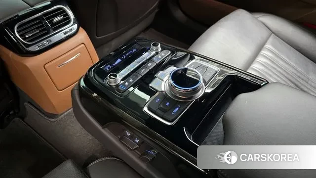 Genesis G90 id 3000063 из Кореи 10