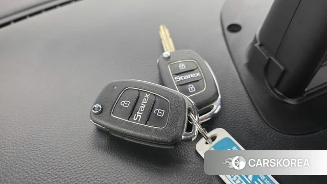 Hyundai The New Grand Starex id 4780694 из Кореи 10