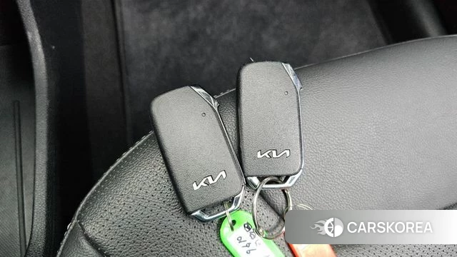 Kia Niro Plus id 4936030 из Кореи 10