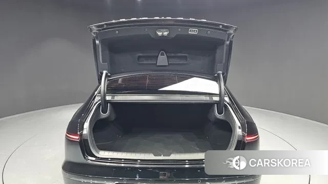 Hyundai Grandeur (GN7) id 3776579 из Кореи 10