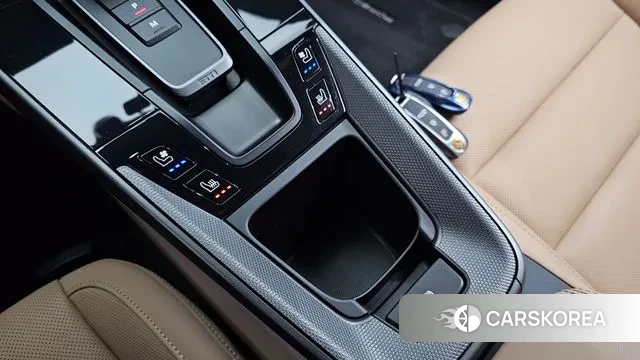 Porsche 911(992) id 3596335 из Кореи 10