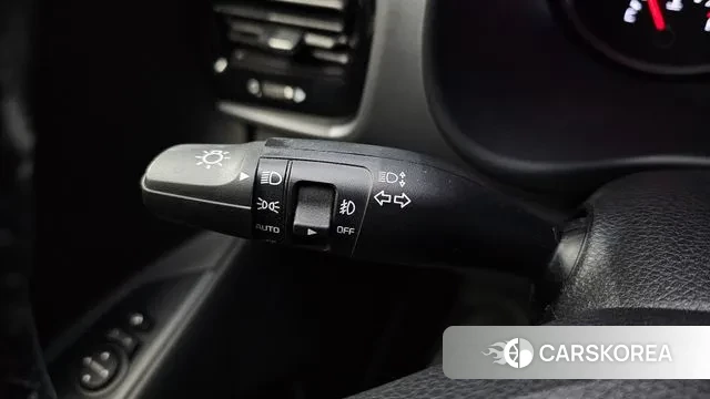 Kia Stonic id 3617349 из Кореи 10