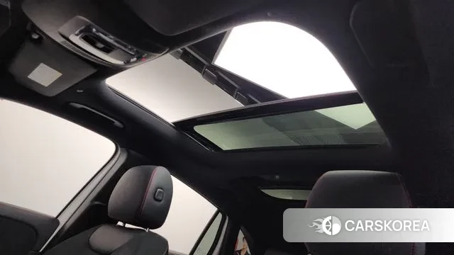 Mercedes-Benz GLA - Class H247 id 3405789 из Кореи 10