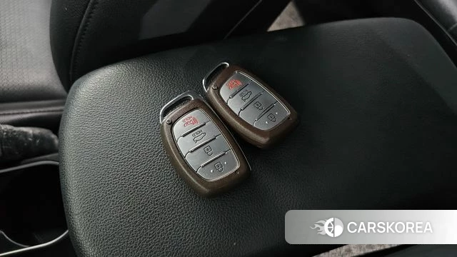 Hyundai Avante AD id 4658334 из Кореи 10