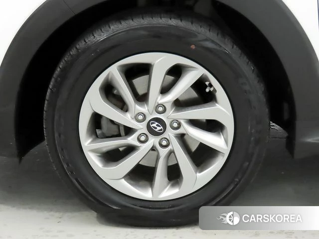 Hyundai All New Tucson id 4722750 из Кореи 10