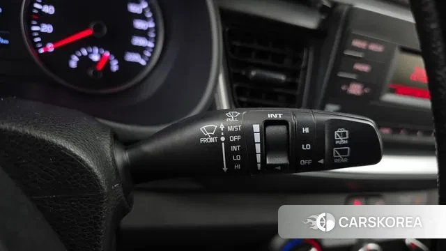 Kia Stonic id 3485060 из Кореи 10